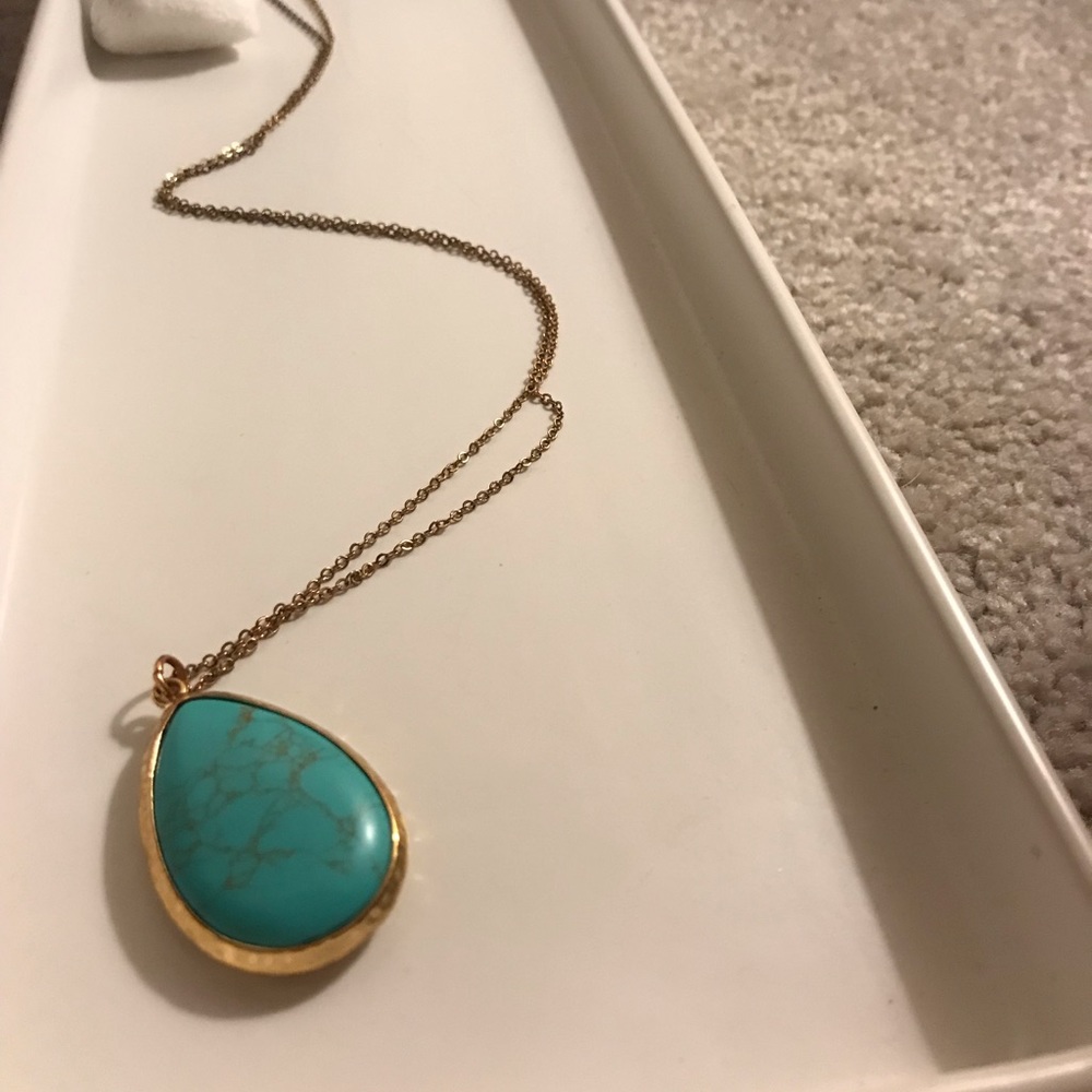 Turquoise teardrop pendant necklace